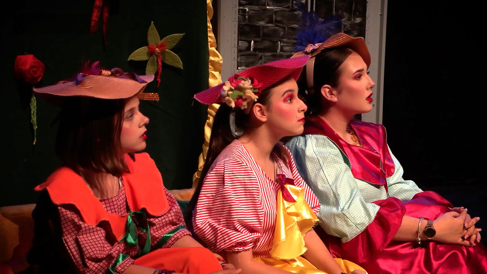 Teatrom protiv alkohola, droge i podjela u društvu